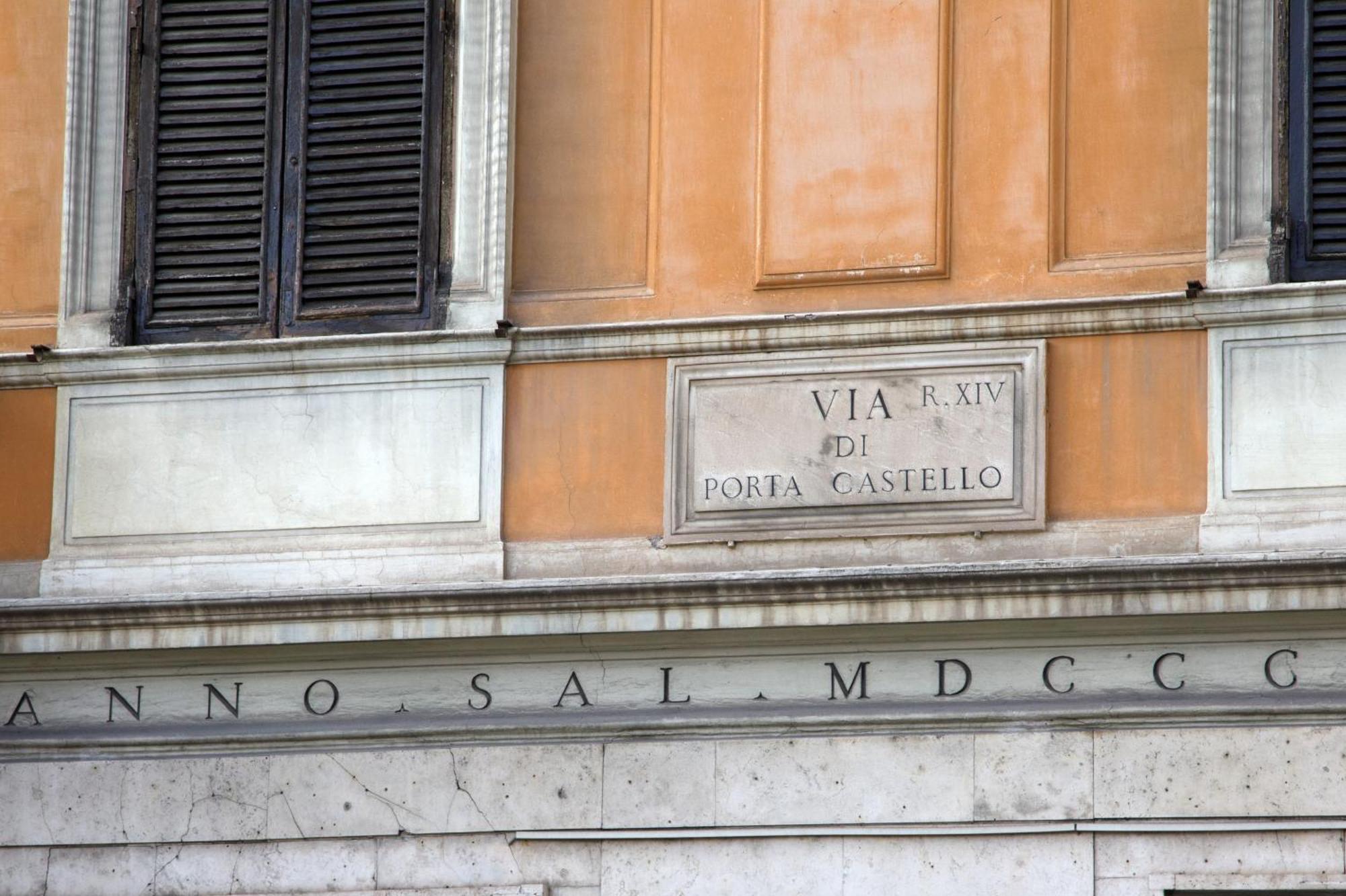 Porta Castello Charme Apartment Rome Exterior photo